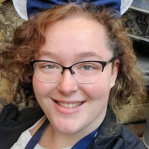 Meet your Posher, Danielle